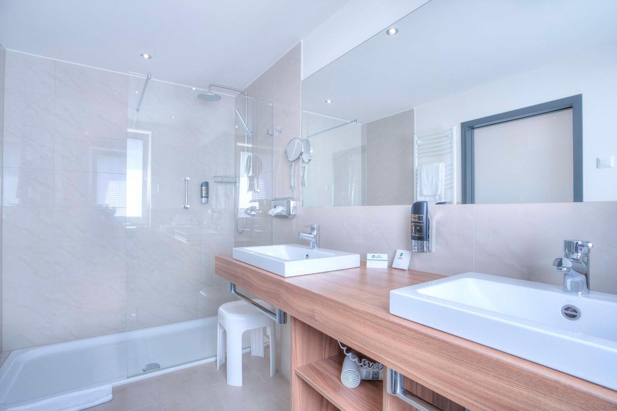 Best Western Hotel Brunnenhof 벨버스브룬 외부 사진